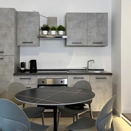 Laus Andrea Da Luxury Design 1 דירה