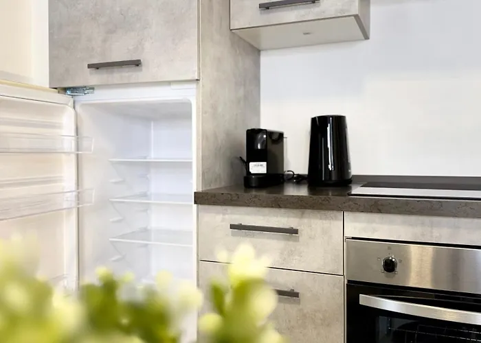 Laus Andrea Da Luxury Design 1 *